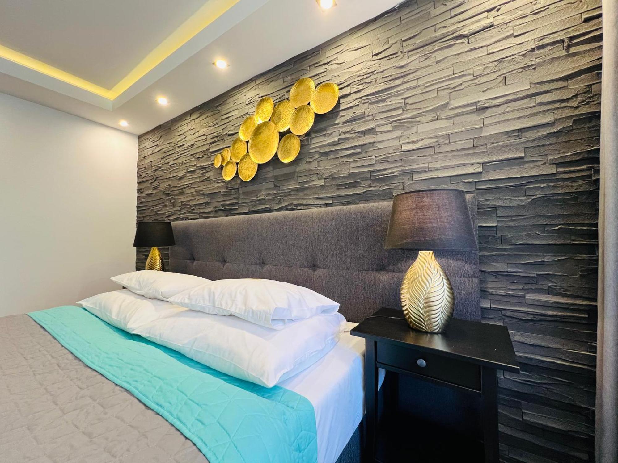 Apartamenty Deluxe-Blisko Plazy-Kuchnia,Parking-Grupa Hotelowa Plazowelove (Adults Only) 库瑞尼卡慕斯卡 外观 照片