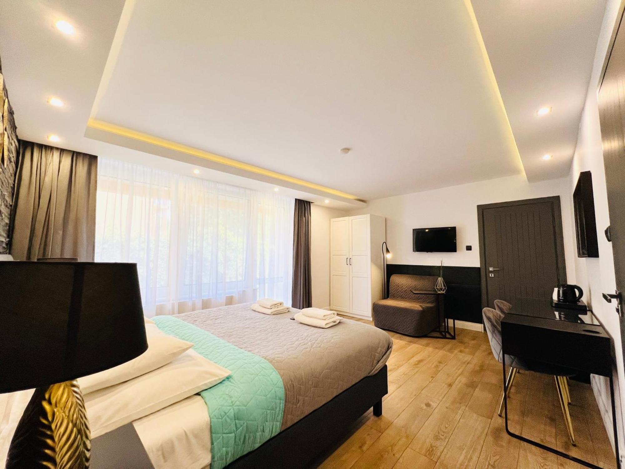 Apartamenty Deluxe-Blisko Plazy-Kuchnia,Parking-Grupa Hotelowa Plazowelove (Adults Only) 库瑞尼卡慕斯卡 外观 照片
