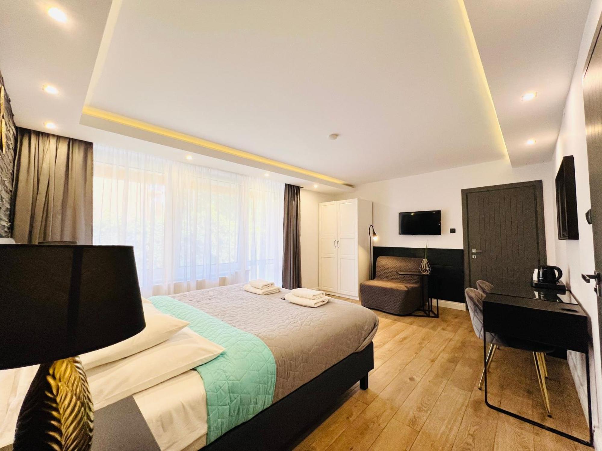 Apartamenty Deluxe-Blisko Plazy-Kuchnia,Parking-Grupa Hotelowa Plazowelove (Adults Only) 库瑞尼卡慕斯卡 外观 照片