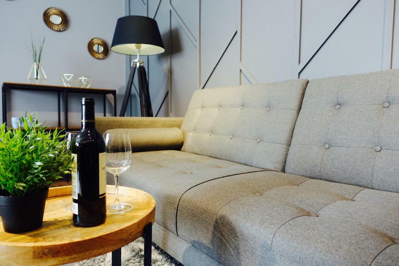 Apartamenty Deluxe-Blisko Plazy-Kuchnia,Parking-Grupa Hotelowa Plazowelove (Adults Only) 库瑞尼卡慕斯卡 外观 照片